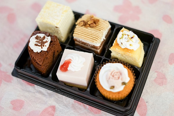 ミニストップで見つけた! 母の日ケーキ6種がプチかわいい♪