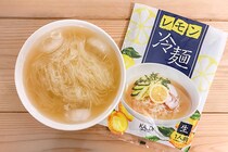 涼感すごめ！ カルディの「レモン冷麺」に賛否の声