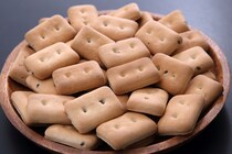 賞味期限が切れる前に！ かんぱんを使ったお菓子レシピとは？