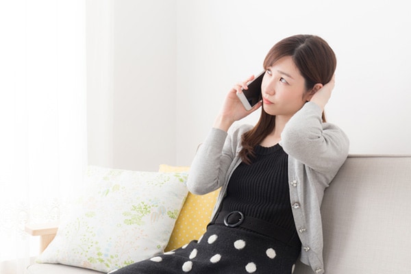 【毎回はつらい】ママ友からの長電話をスパッと切る方法は？