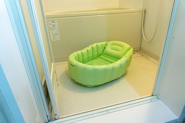 折りたたみ式が良い？エアー式が良い？おすすめベビーバスは？