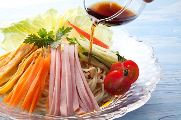 【冷やし中華始めました】今年はオリジナルの「タレ」で楽しむ!