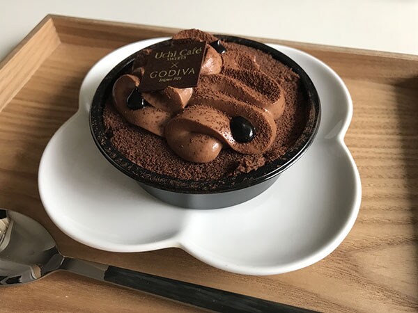 ショコラロールケーキ