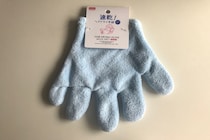 ダイソーの「ヘアドライ手袋」でドライヤーが時短できる!?　実際に試してみました