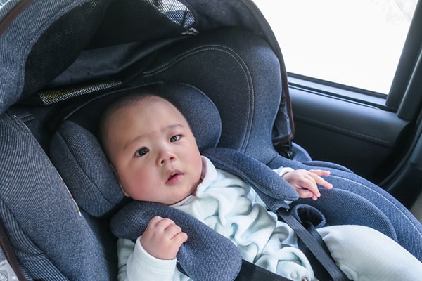 【法律では6歳までだけど】チャイルドシートはいつまで着用している?