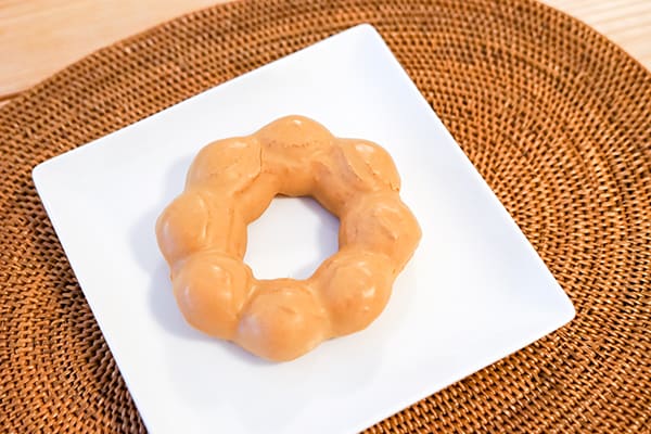 【セブンのもちもちリング】新商品は塩キャラメルでやっぱりウマイ!