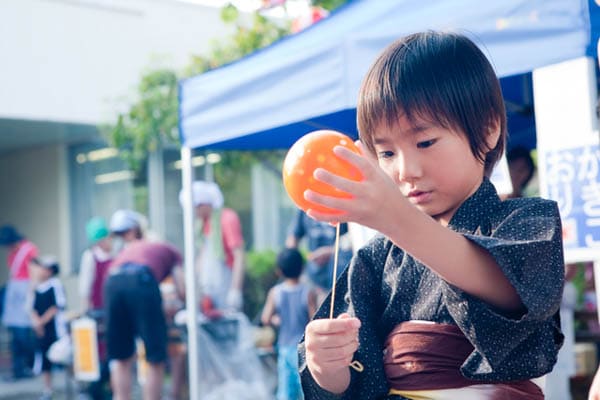 楽しいだけじゃない! “子どもだけ”でお祭りに行く時の注意点