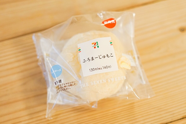 セブンの人気シリーズ「もこ」の新作はレアチーズのさっぱり系！