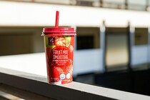 フルーツの宝石箱や～！ ローソンの新作スムージーを飲んでみた