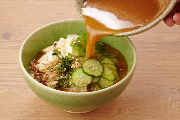 暑い日でもしっかり食べたい！冷やし茶漬けレシピ