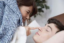 寝起きもゴキゲン！夫を気分よく起こさせる方法は？