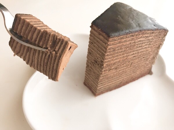 【チョコ好き必見】ローソンの新作スイーツ2品を食べてみた!