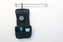 無印の「吊して使える洗面用具ケース」が便利だと話題