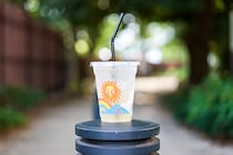 スッキリ爽快！ ローソンのレモネードは甘み少なめでゴクゴク飲める！