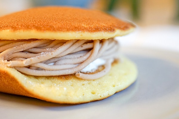 セブンから「イタリア栗のモンブラン」のどら焼きバージョンが発売に!?