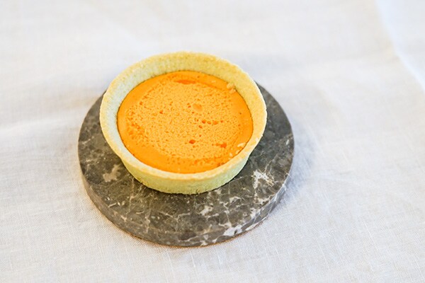 ローソン新作「北海道産メロンのタルト」は風味強め！