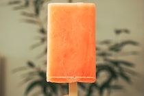 あの“高級イチゴ”を75円で!?　「ガリガリ君 あまおういちご味」が激ウマ！