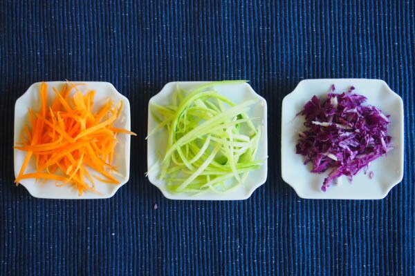 【時短になる!?】キャンドゥの「つま切り専用ピーラー」を使ってみた