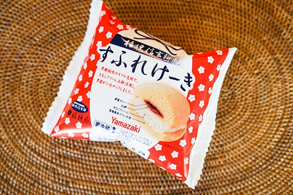 【コラボ】大人気の「桔梗信玄餅」がスフレケーキになったゾ!