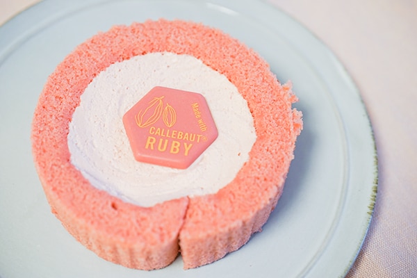 第4のチョコ「ルビー」使用のローソンスイーツがめっちゃウマイ