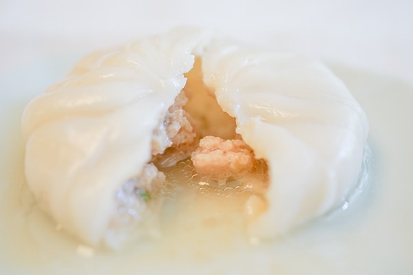 【数量限定】ファミマの冷凍小籠包はスープがじゅわっ！