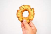 【セブン】「まるで大学芋なオールドファッション」を食べてみた