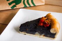 【スタバ】見た目に騙されるな！「ブラックキッシュ」が超ウマかった