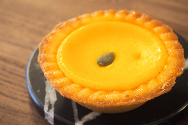 2018年はファミマが熱い!?　ハロウィンスイーツ２種を食べてみた