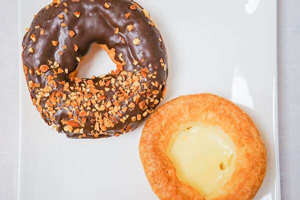 【128円】ファミマの新作「ドーナツ」と「デニッシュ」を食べてみた