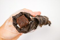 飽きずにペロっと食べられる！ローソン「チョコバナナクレープ」が美味なのです