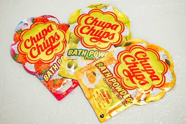 “あの”人気キャンディーが入浴剤に!?「チュッパチャプス バスパウダー」