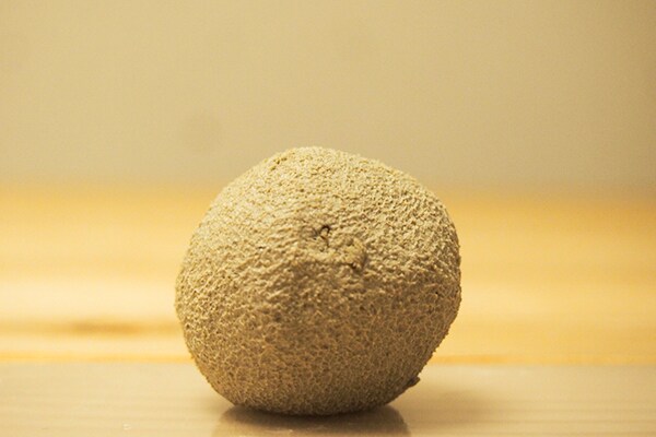 【セリア】100円おもちゃで20年以上ぶりに「どろだんご」作りに挑戦!