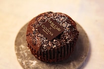 【ローソン×GODIVA】「フォンダンショコラ」は3通りのおいしさを楽しめる！