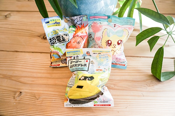 全種類集めたい!キャンドゥのマスコット入りバスボムがとってもキュート!
