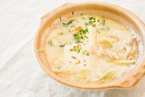 1/2日分の野菜が摂れる！　セブンの「豆乳鍋」はまろやかでクリーミー