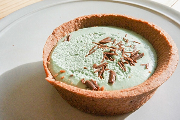 柔らか食感が優しいローソンの「チョコミントタルト」