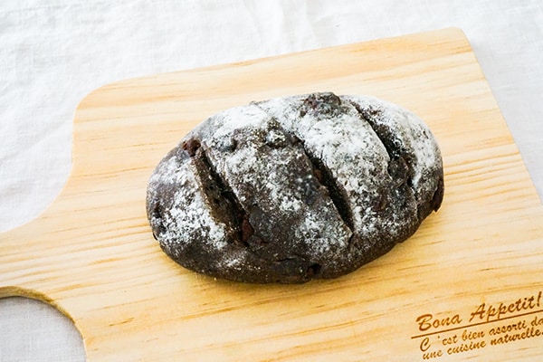 チョコがぎっしり！セブンの新作パンは夢のかたまりでした♪