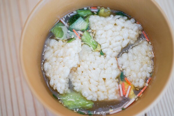 お湯を注ぐだけ！カルディの「おこげのスープ」はサクサクもっちり♪