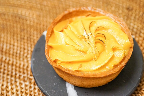 【ファミマ】「安納芋のタルト」が早くも数量限定で復活！