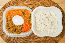 野菜たっぷり！セブンの「ガパオ風ライス」が美味！