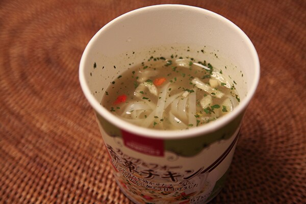 【エスニック】ローソン×成城石井コラボで手軽に「フォー」が味わえる♪