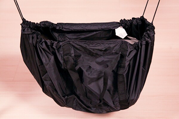 無印「絞るだけで包めるバッグ」が予想以上に便利でした