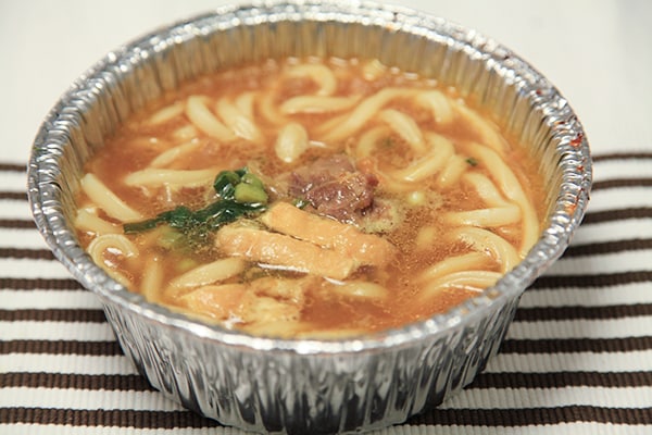 だしが効いてる♪ローソンの「カレーうどん」がウマい!