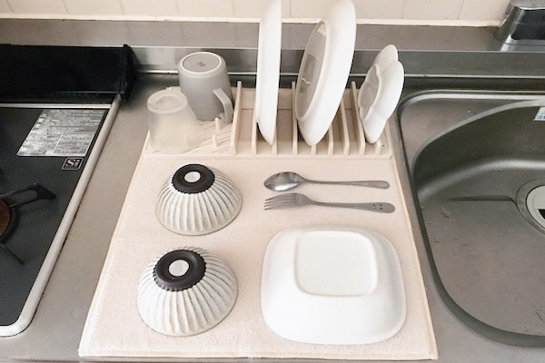 ニトリの吸水マットで「#水切りかごの無い生活」を体験!