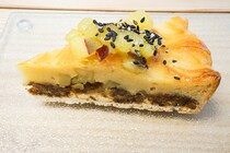 【ローソン】「スイートポテトタルト」はさつまいもぎっしりで超贅沢♪