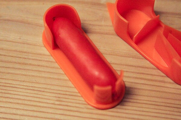 タコじゃないよ！カンタン便利なキャンドゥ「宇宙人ソーセージカッター」