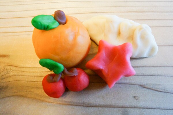 ダイソーの食品を使ったねんどは安心安全でした♪