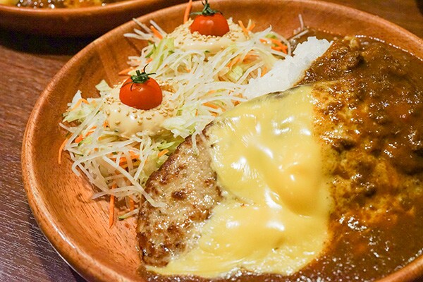 【噂を検証】びっくりドンキーでチーズをとろとろにできるって本当?