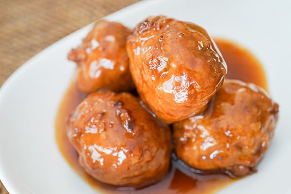 大きくてジューシー!ローソン「黒酢たれ肉だんご」は食べ応え十分なのです