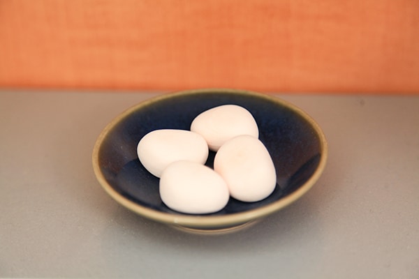 ほぼ“放置するだけ” 無印の「素焼きストーン」でお手軽アロマ♪